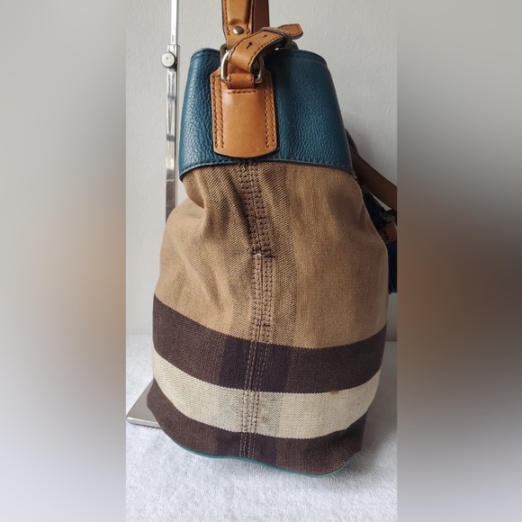 Burberry Ashby hobo bag - Picture 5 of 15